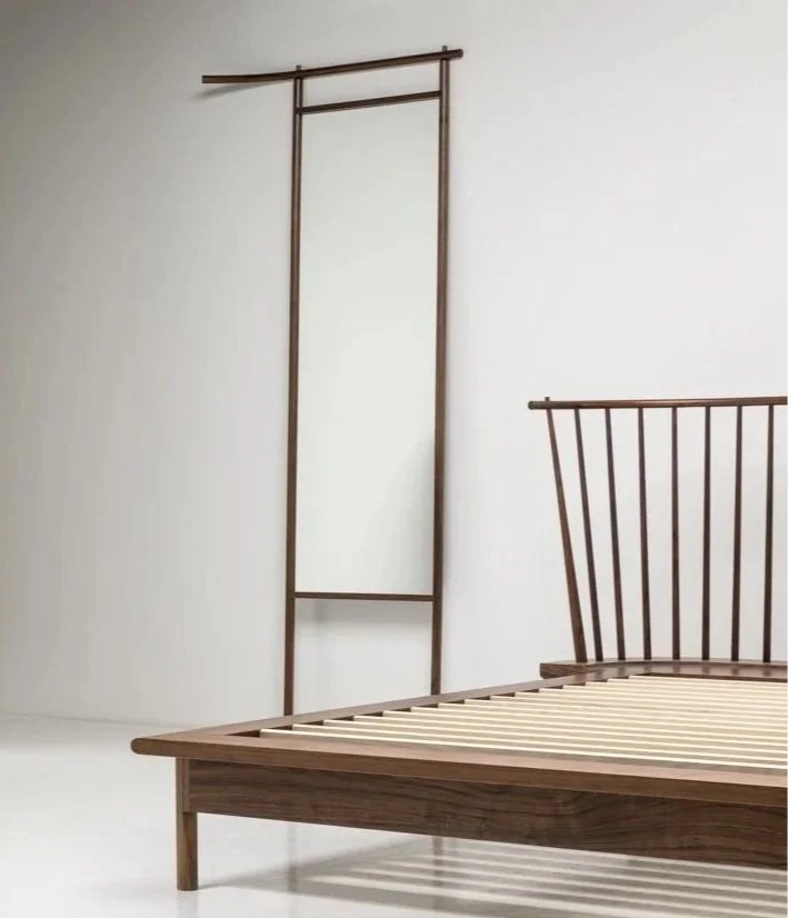  Foreside for Thos. Moser  [ details ] 