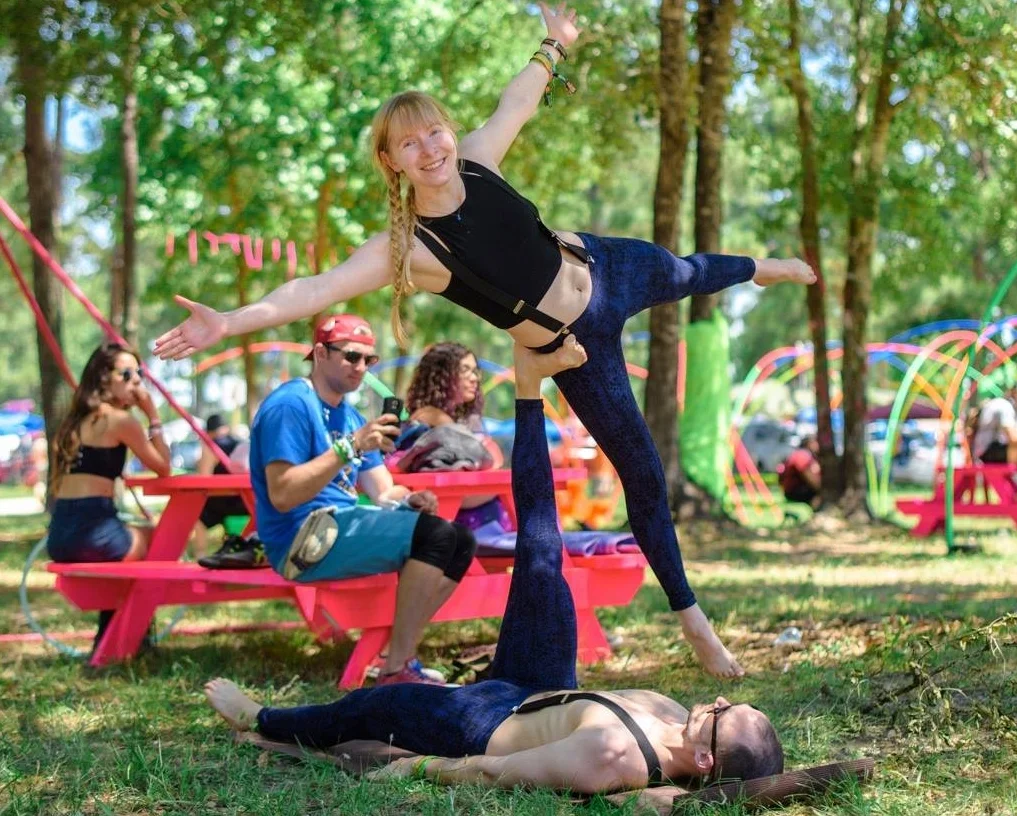 hands free side star - landscape - Empowered Acro.jpg