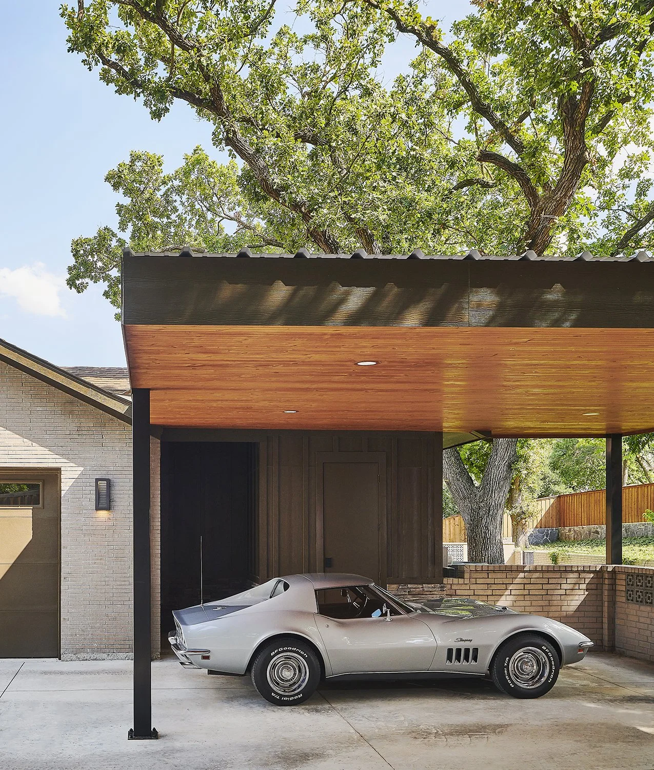 mcm_carport.jpg