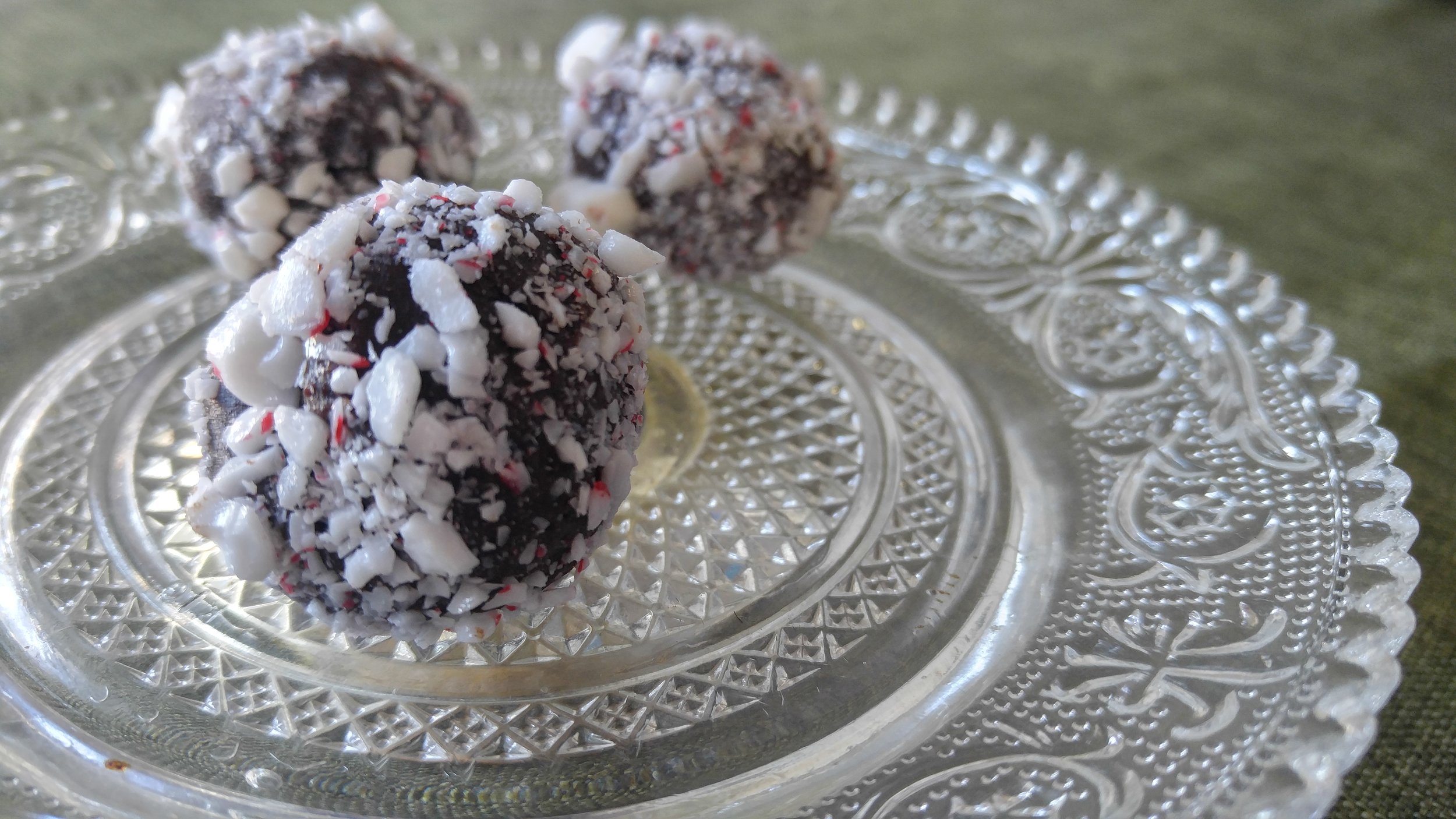 Vegan Truffles Dark Chocolate Peppermint
