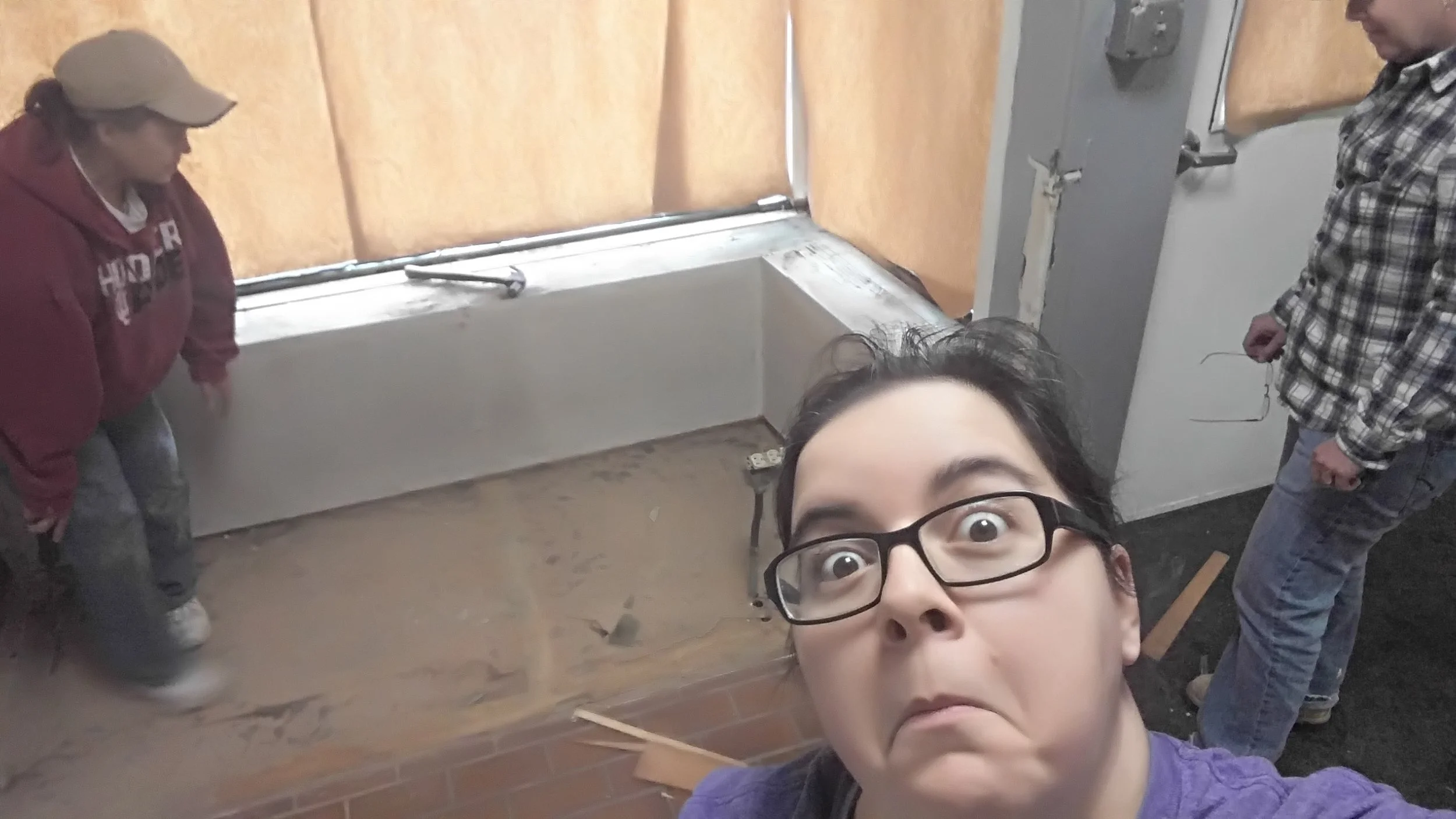 I'm so adorable while I document our deconstruction work!