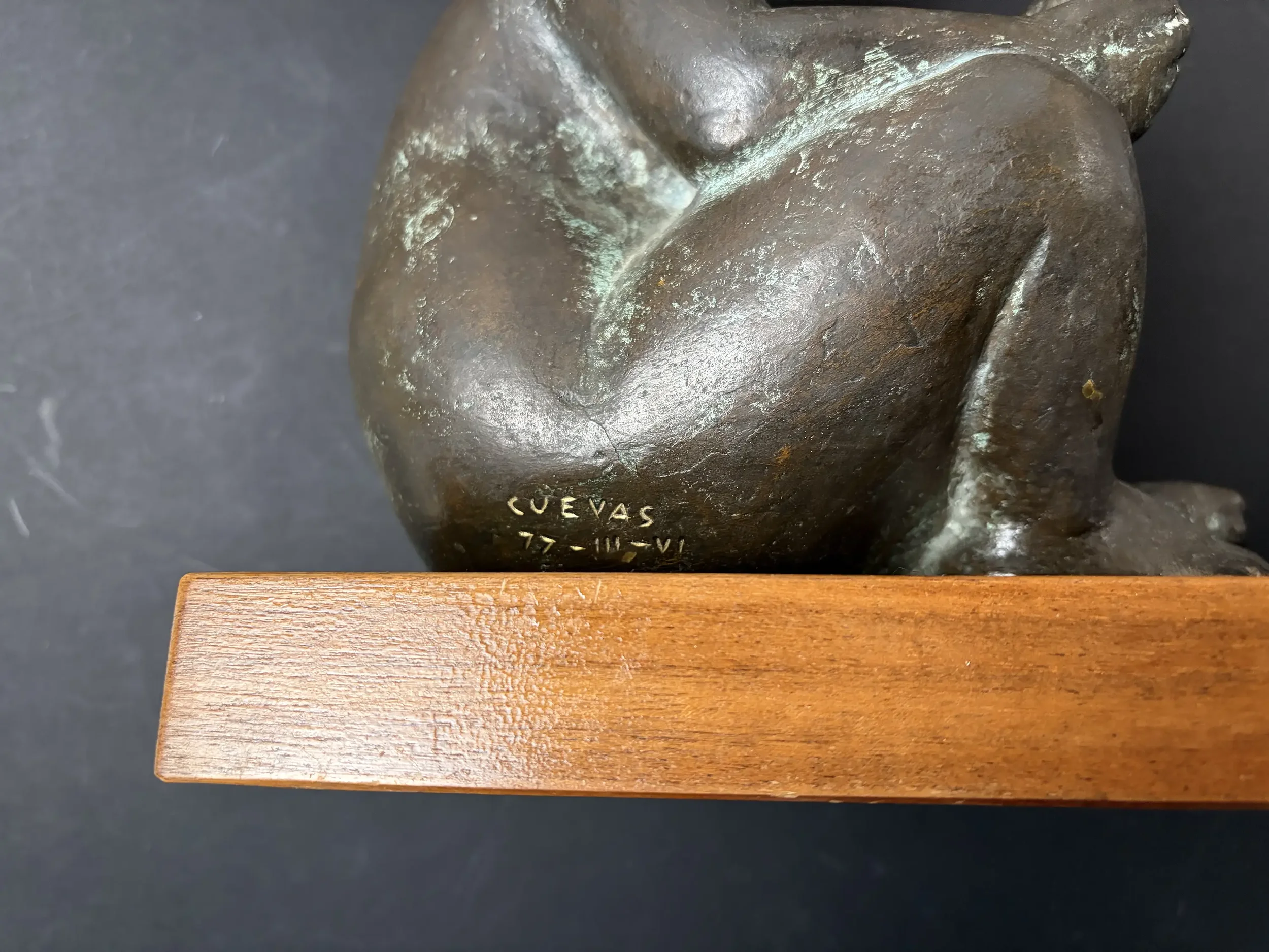 Signature for bronze sculpture by Jorge Luis Cuevas, signed and dated 1977