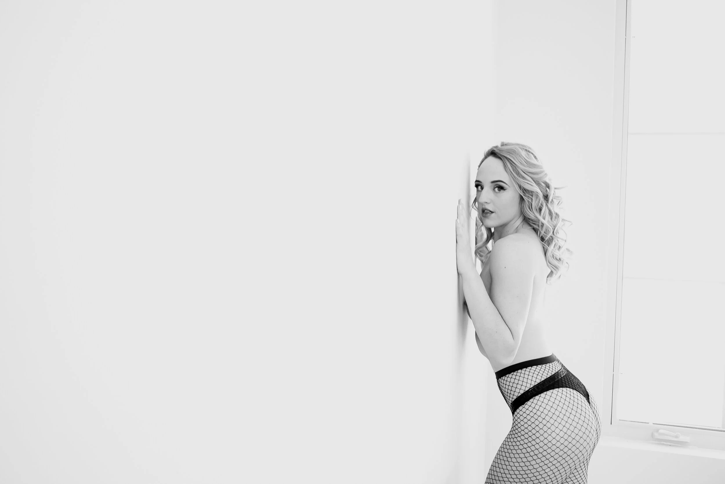 Boudoir photographer Alexi Hubbell