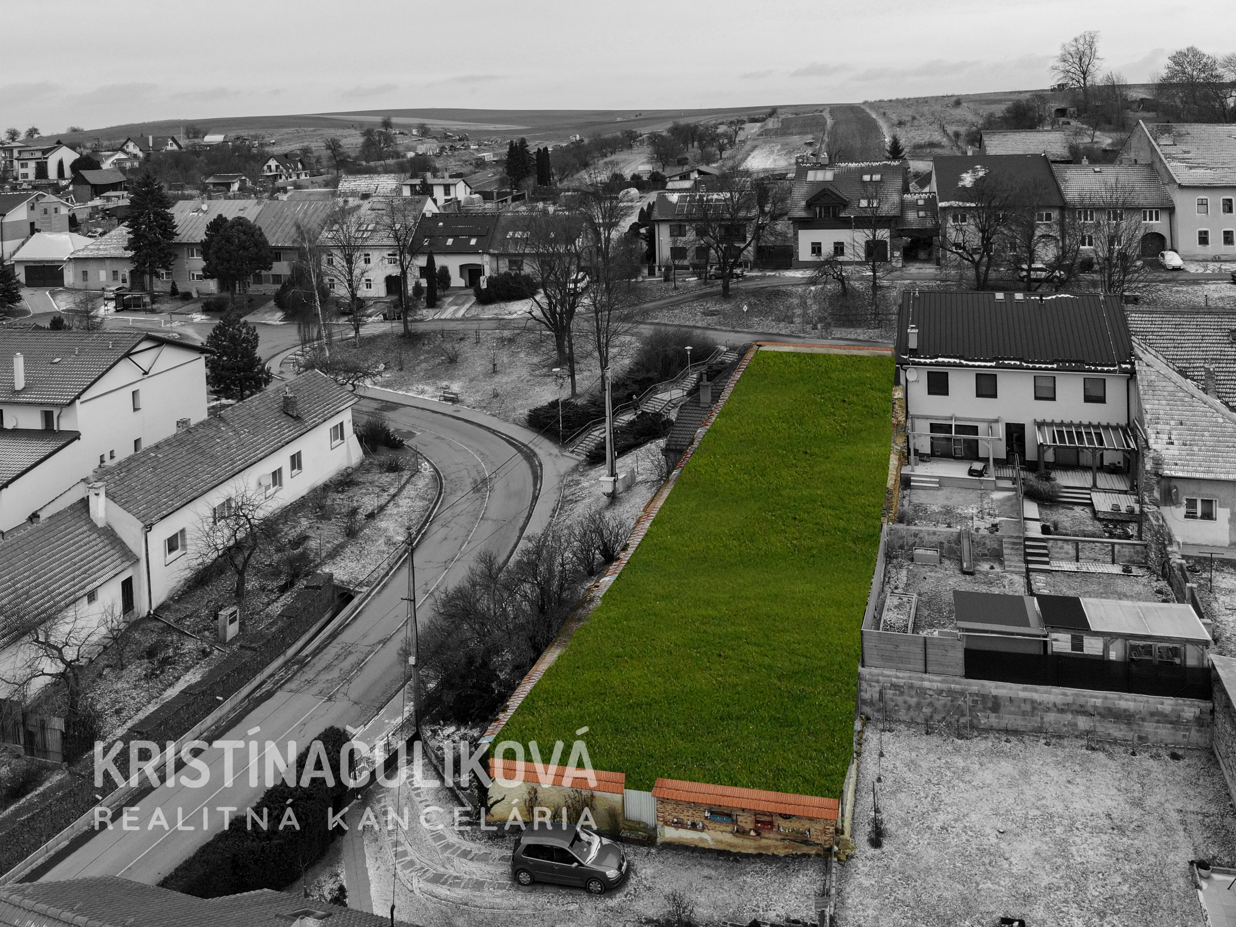 foto s logom upr.png