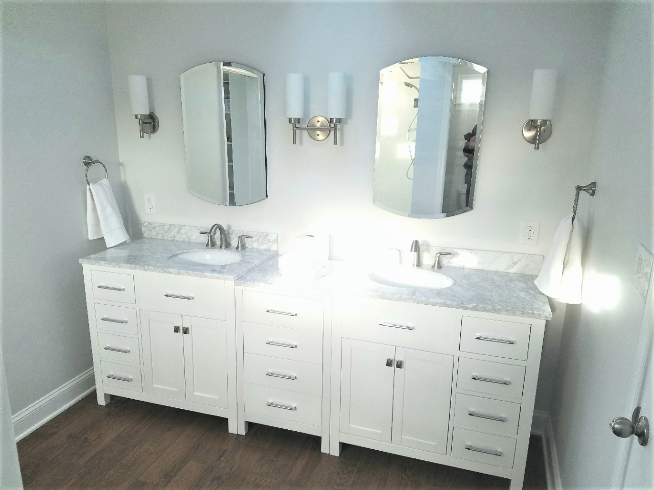 Bath vanity.jpg