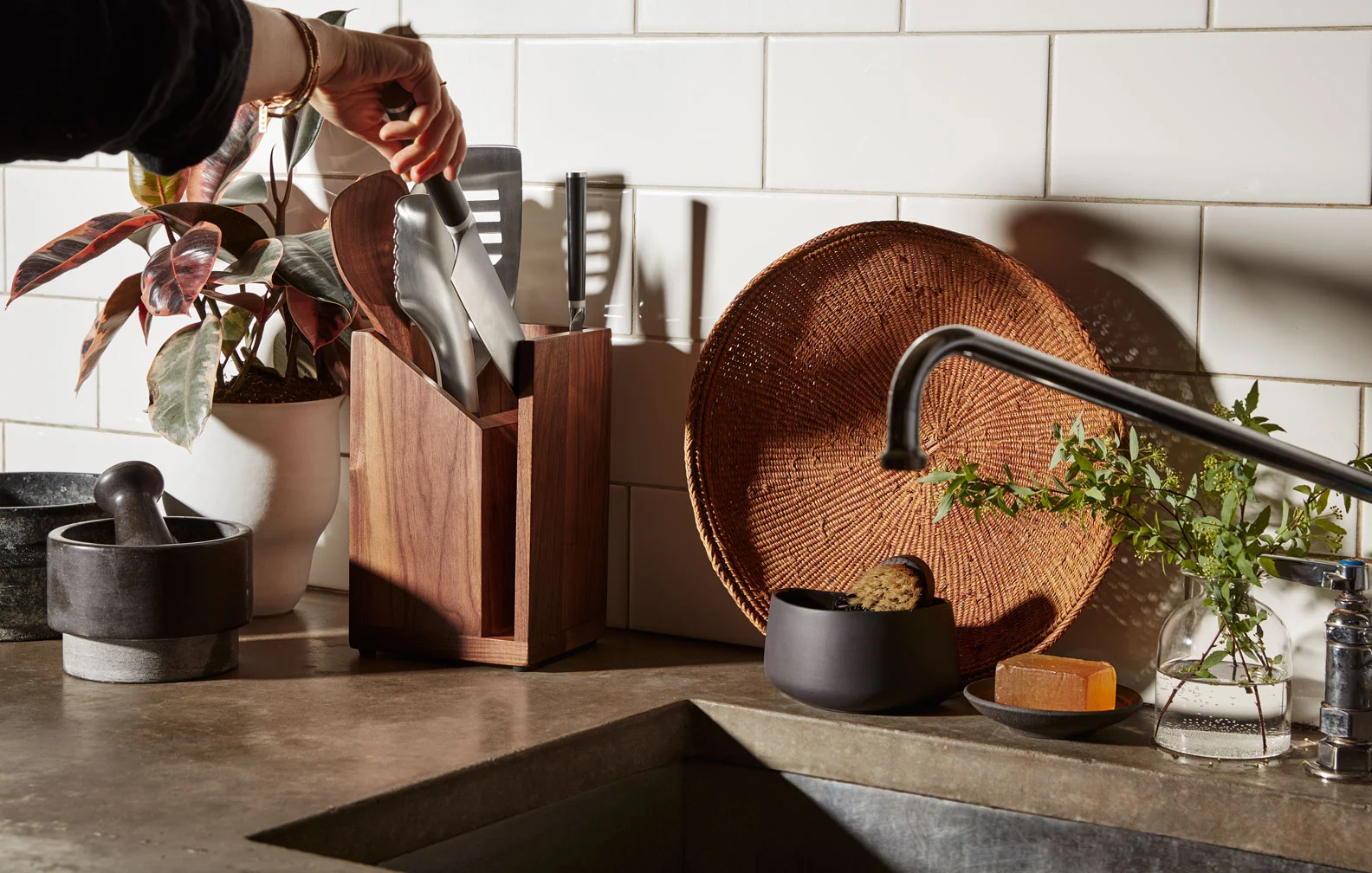 2018_02_16_Material_Kitchen_Shot12_0030_MAIN_Edit_V2.jpg