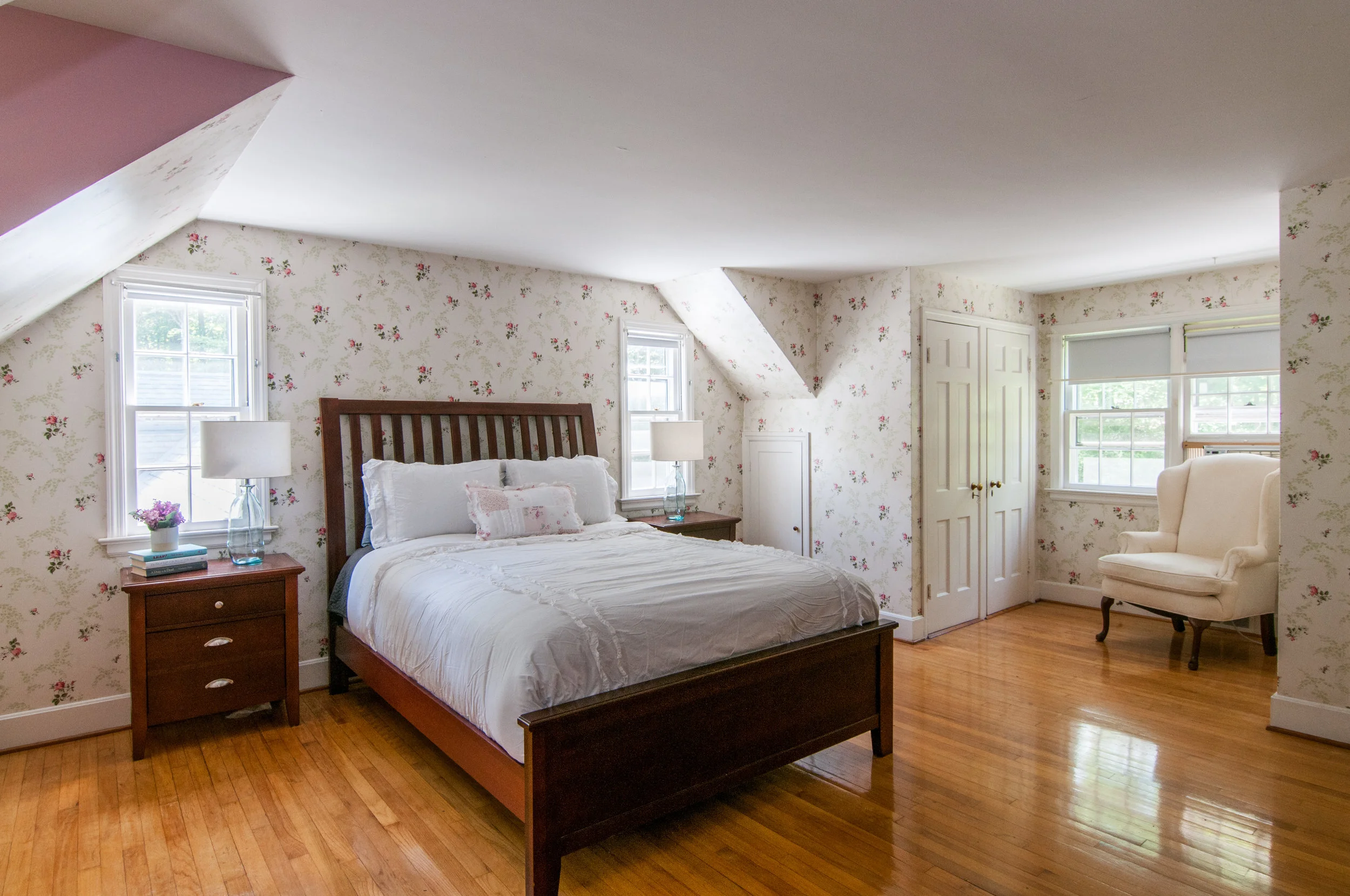 40-WHurleyRd-Guest-Bedroom.jpg