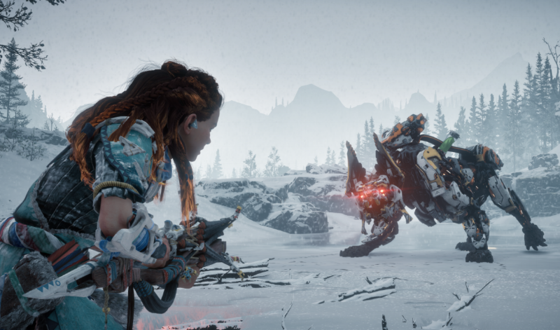 Aloy trying to keep warm with a Scorcher