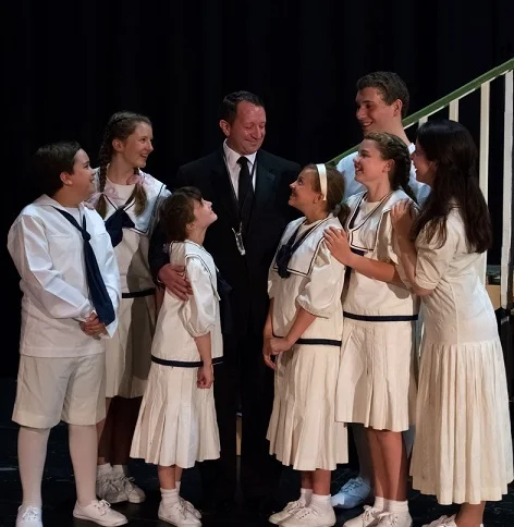 SOM Capt and kids.jpg