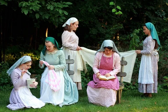 Fiddler Tevye's daughters.jpg