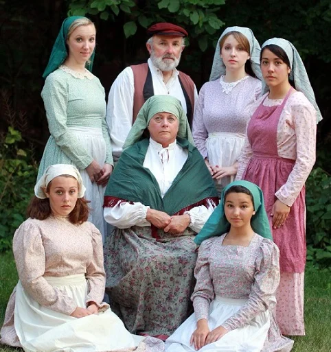 Fiddler Tevye family portrait-1 (1).jpg