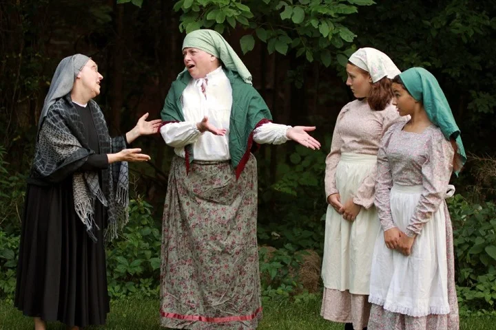 Fiddler Yente makes a deal.jpg