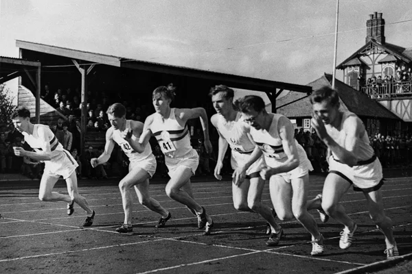 4MinMileStart1.jpg