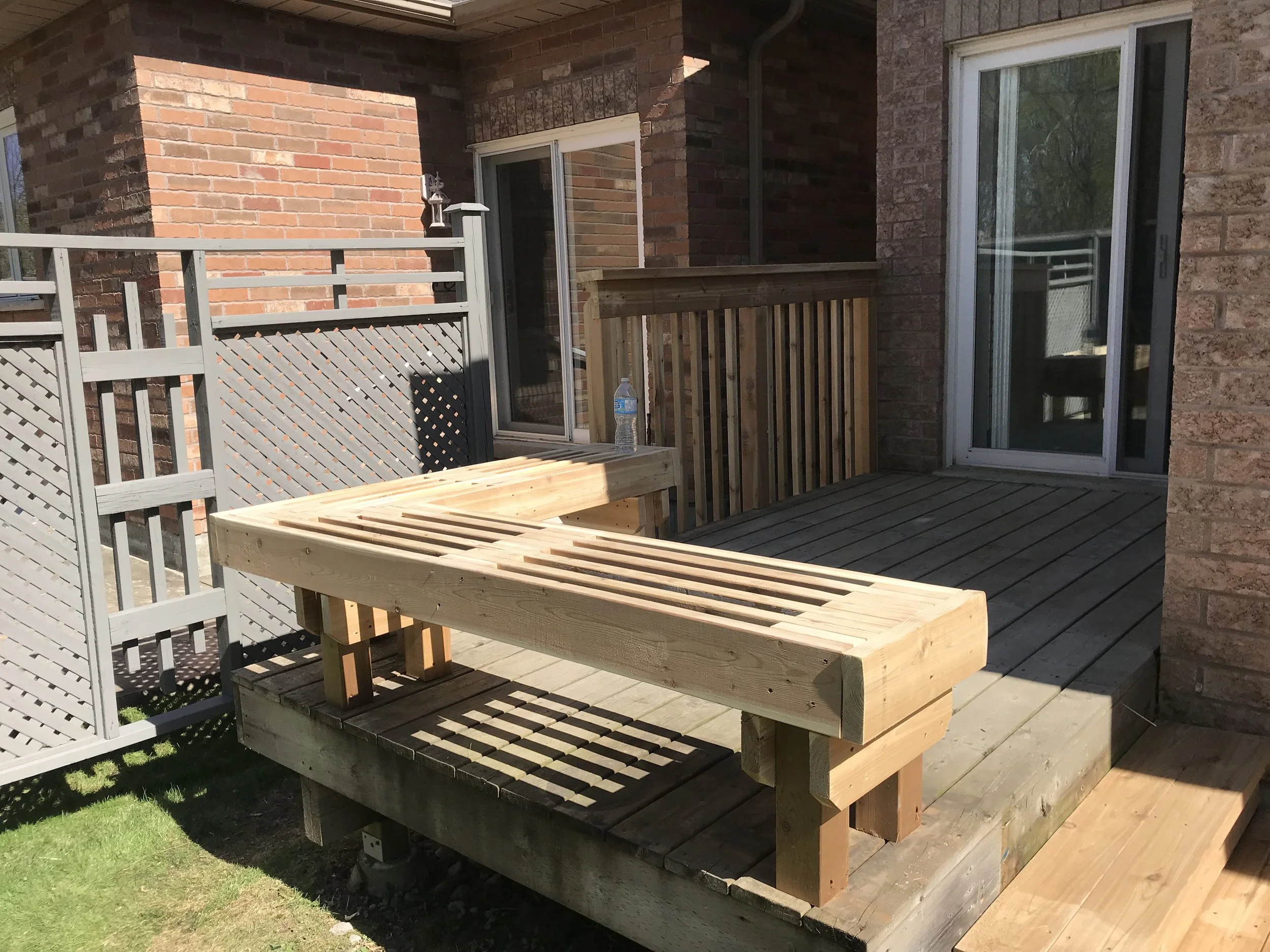 Cedar Bench w/ Cedar Railing