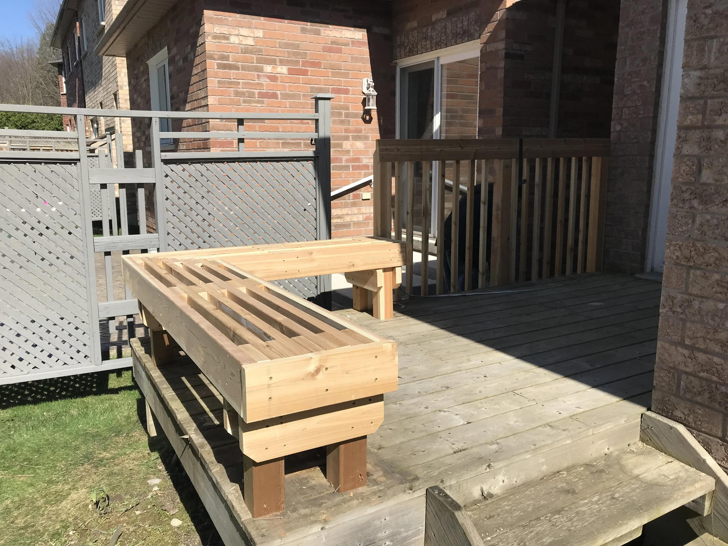 Cedar Bench w/ Cedar Railing