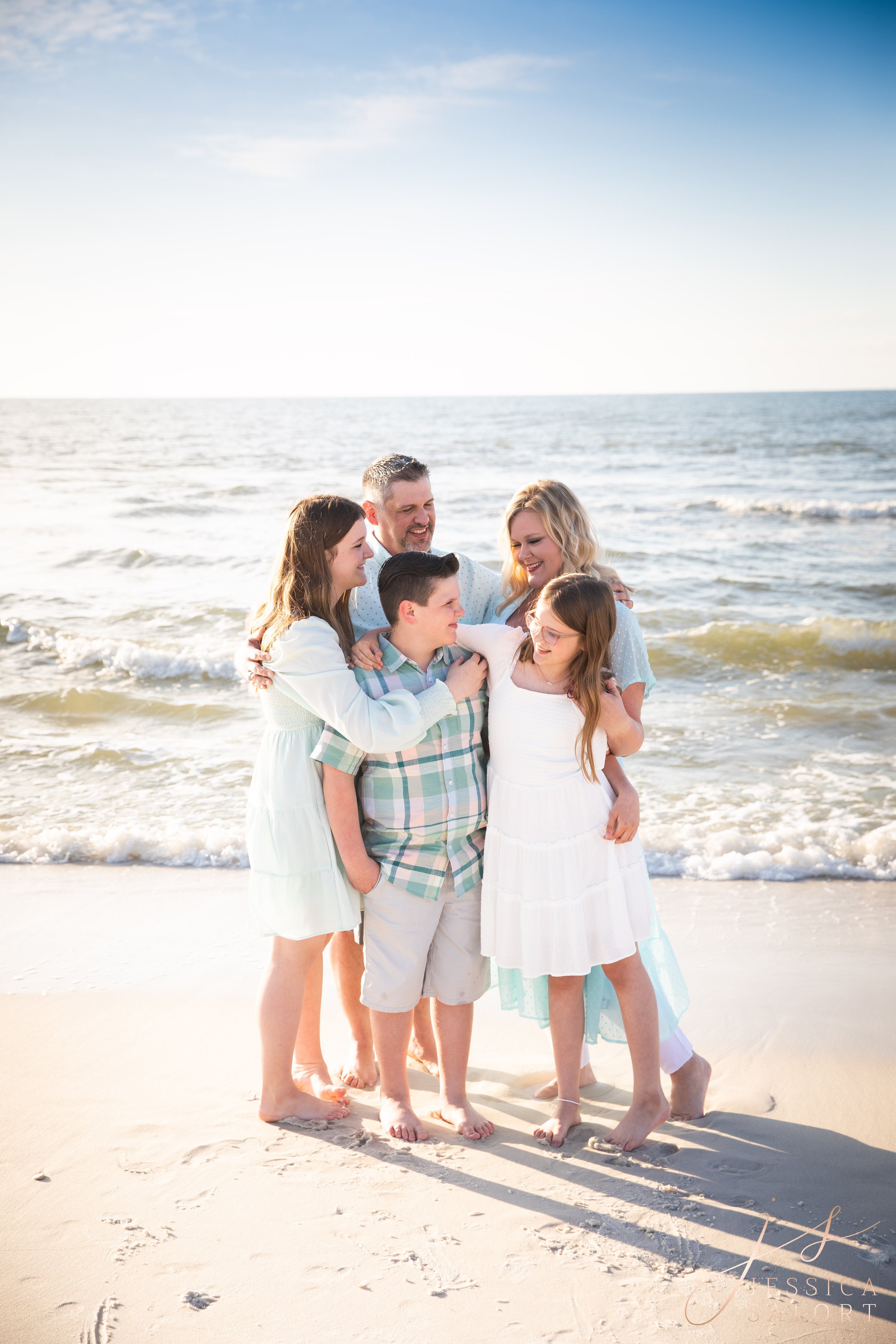 Jessica Salort, Navarre Beach Family Photographer