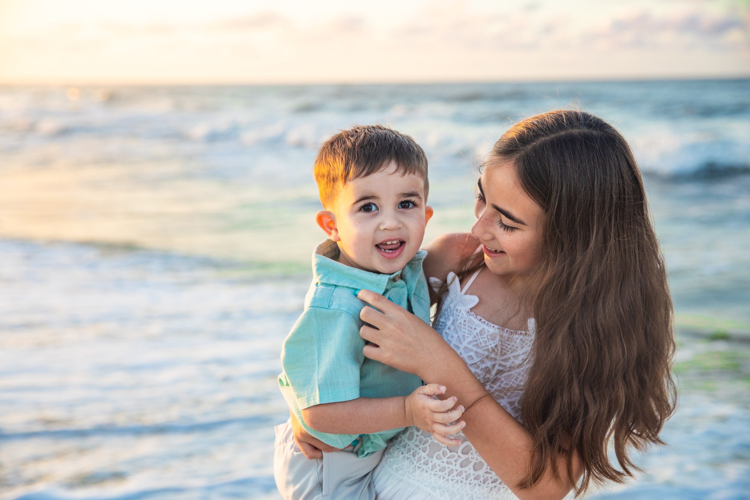 Jessica Salort, Navarre Beach Family Photographer