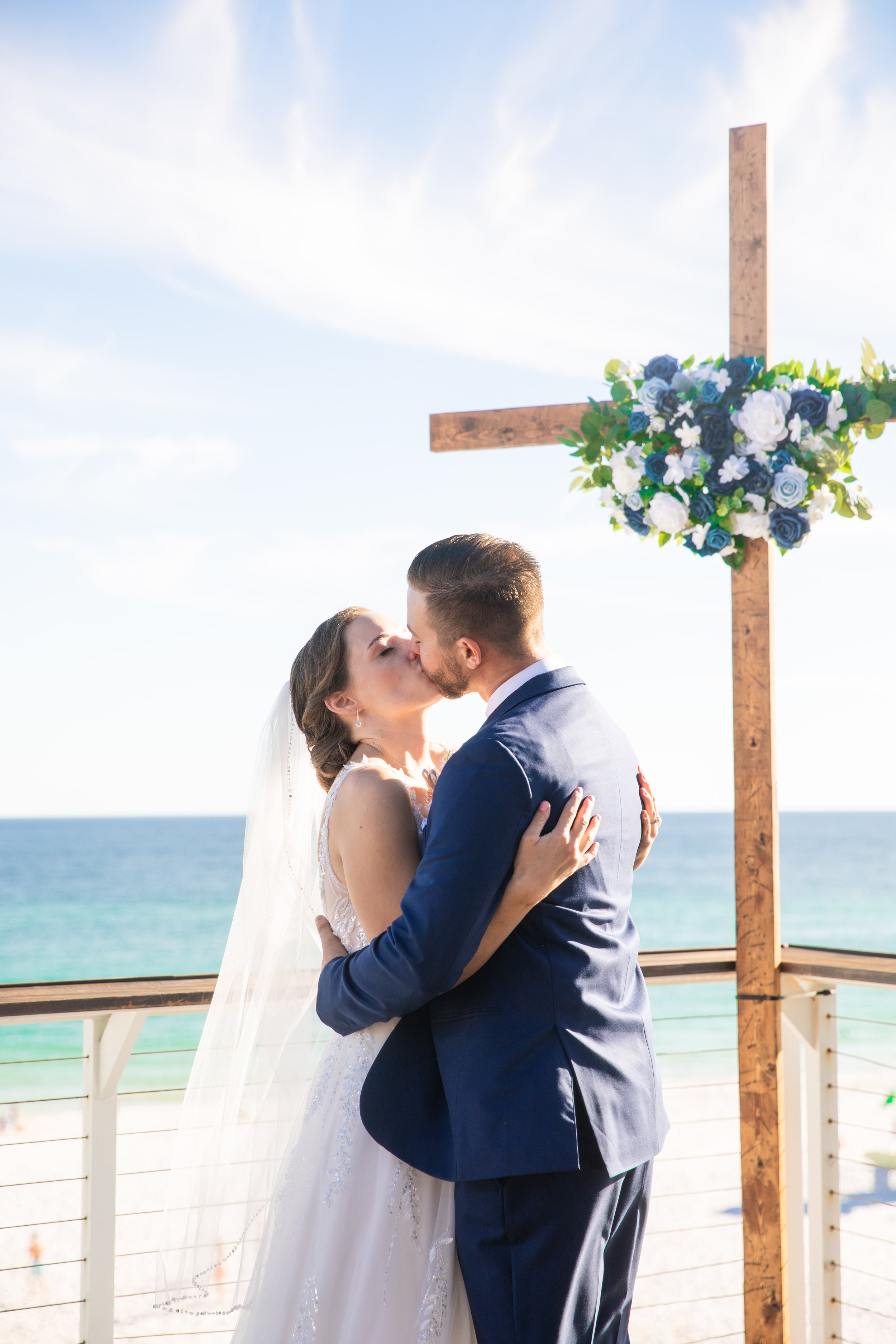 Pensacola Beach Wedding Photographer @Pier Suites Events