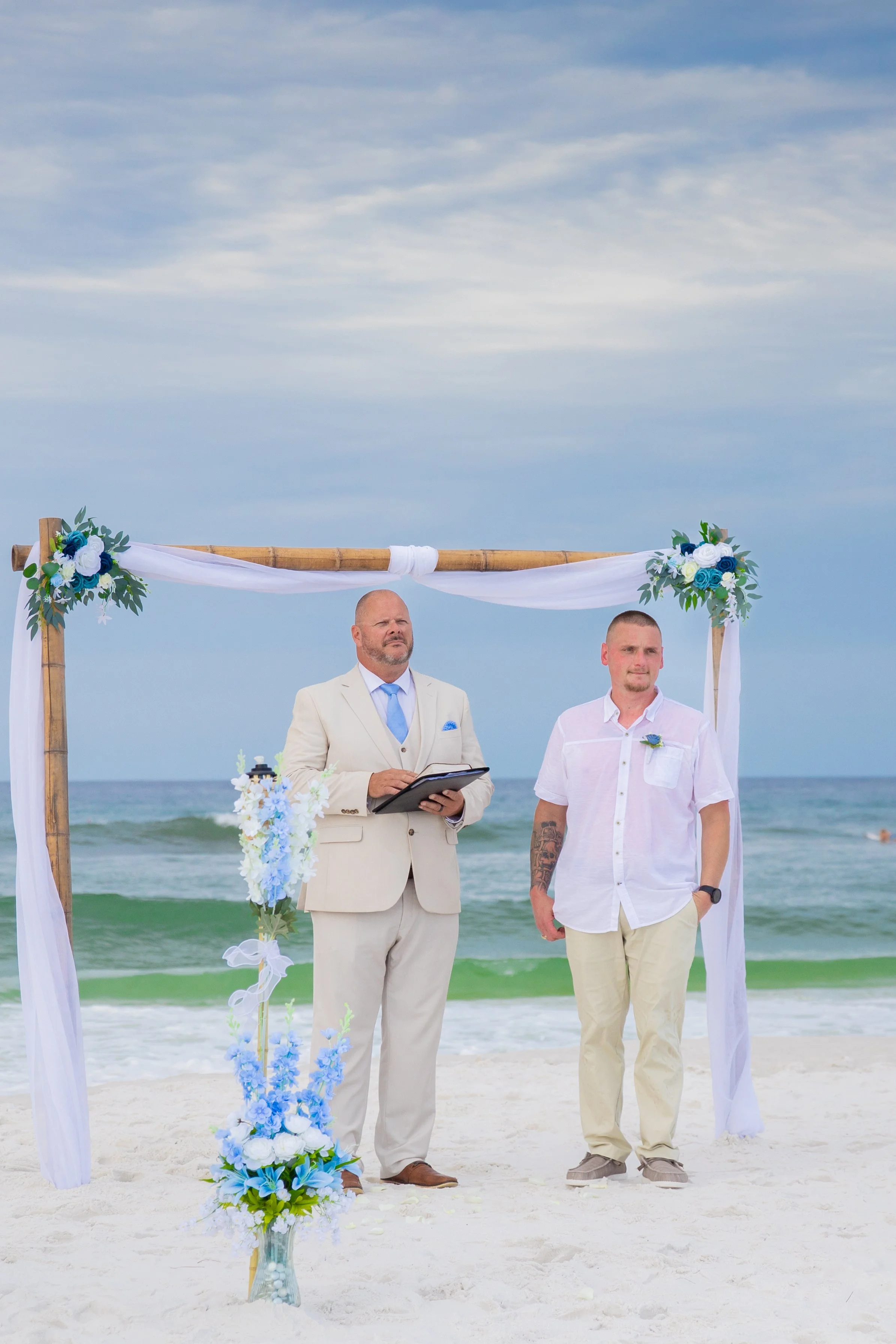 Navarre Beach photographer - Last minute wedding photographer