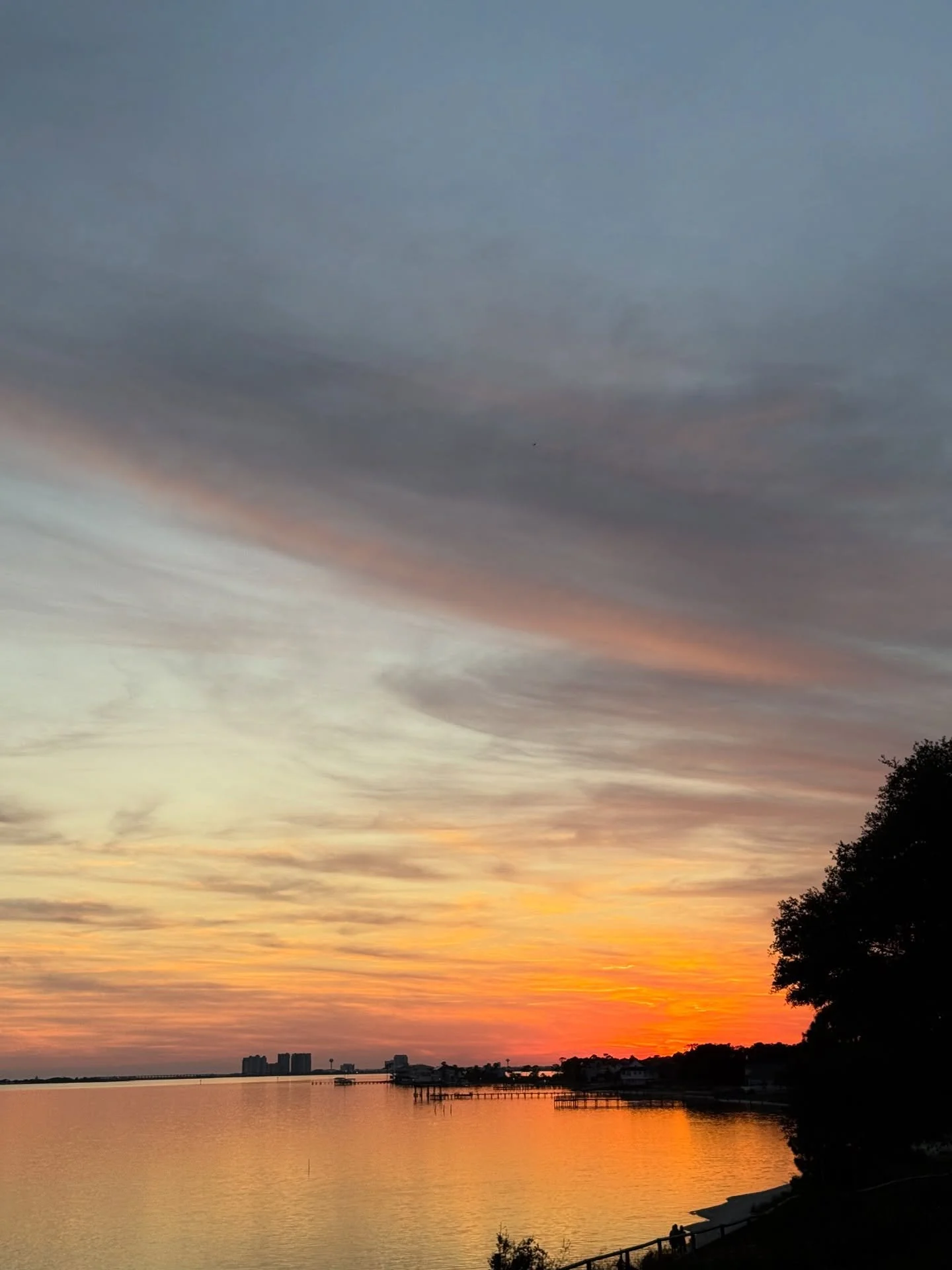 Last night🥰🥰🥰#navarreflorida#navarrebeachphotographer#navarrephotography#sunsets#floridasunsets