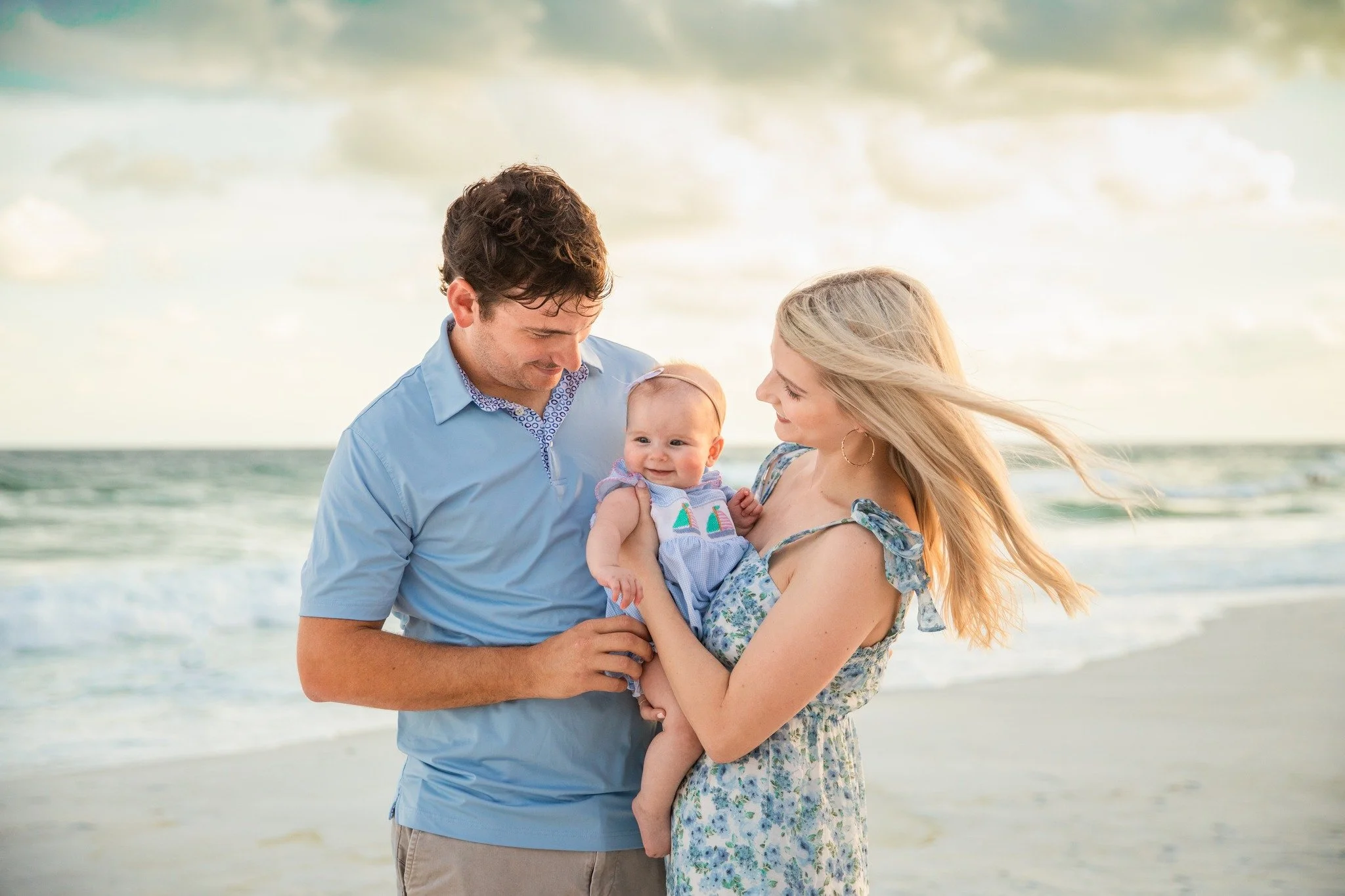 If you have misplaced your photos, message me. I more than likely still have them saved in a gallery. I want you to enjoy your photos this holiday season. It's all about family. 
📞Contact Jessica Salort for all your photo needs! (850)313-1586
&ldquo