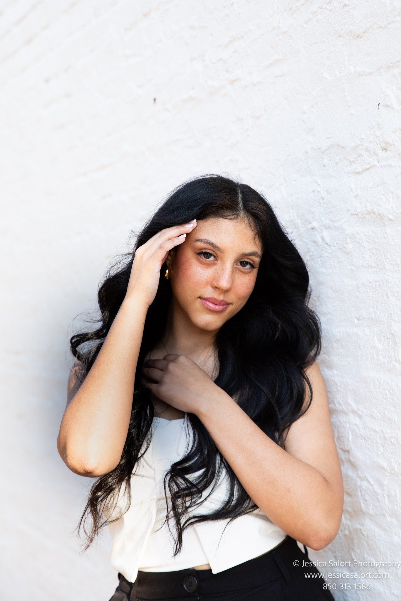 Today was a big day for senior photos. I had multiple people call asking for availability fearing they were too late to get scheduled. Let me say this as many times as I need to, call me I'm a last minute lady myself. All my greatest ideas happed las