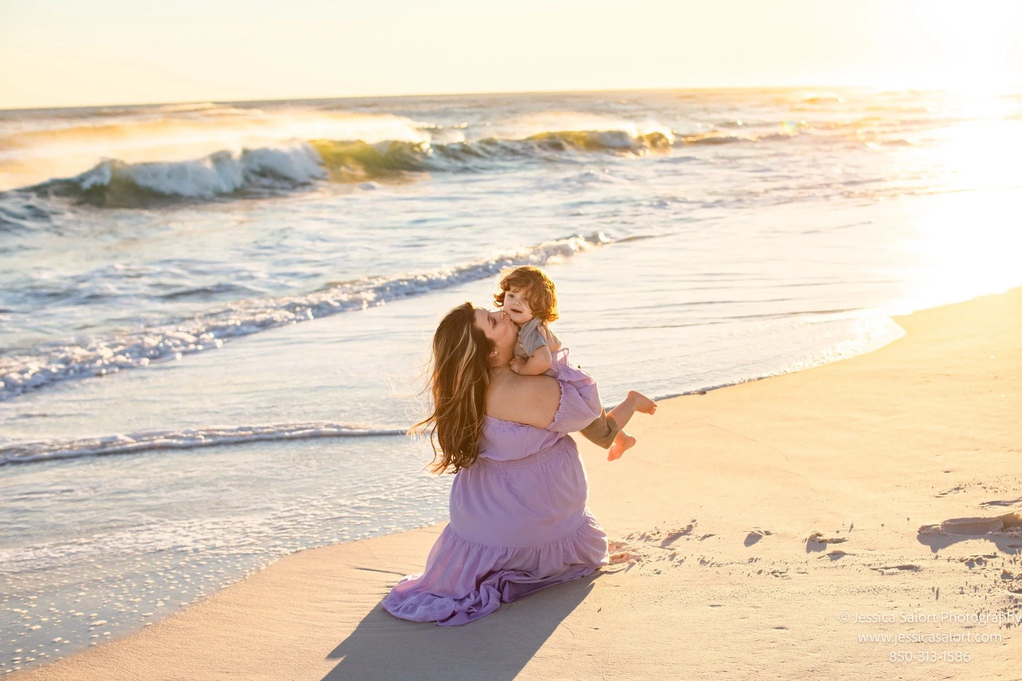 These gorgeous photos were taken a year ago. Where does the time go??? 

#jessicasalortphotography #jessicasalort #Navarrebeach