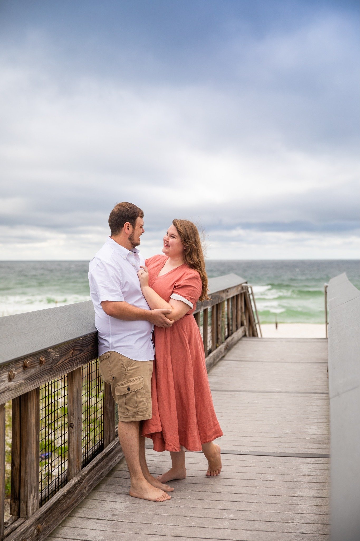 What catches your eye? Close ups or Negative space? Tell me.

Let&rsquo;s create magic together &rarr; www.jessicasalort.com
Follow along for more love &amp; light 📸 @jessicasalortphotography
📞 Contact Jessica at (850) 313-1586
&ldquo;Your #1 choic