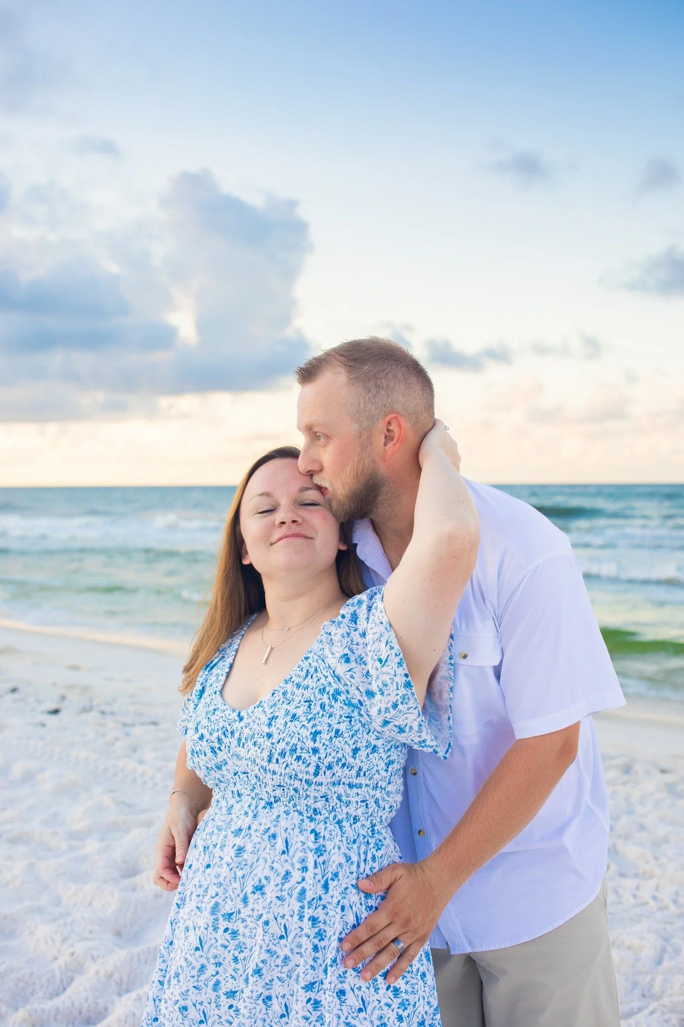 You'd be surprised how much we can get done in very little time. I try to get all the angles and poses. And if you bring photo inspiration that works too! 

Let&rsquo;s create magic together &rarr; www.jessicasalort.com
Follow along for more love &am