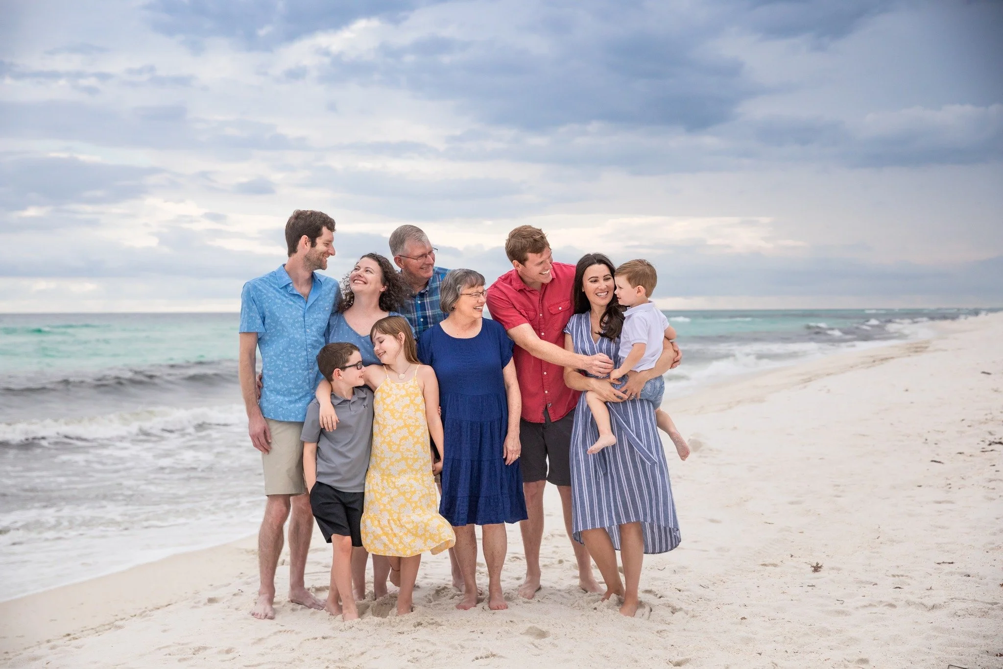 What a great time to update your walls with this beautiful weather we are having here on the FL Gulf Coast.

Let&rsquo;s create magic together &rarr; www.jessicasalort.com
Follow along for more love &amp; light 📸 @jessicasalortphotography
📞 Contact