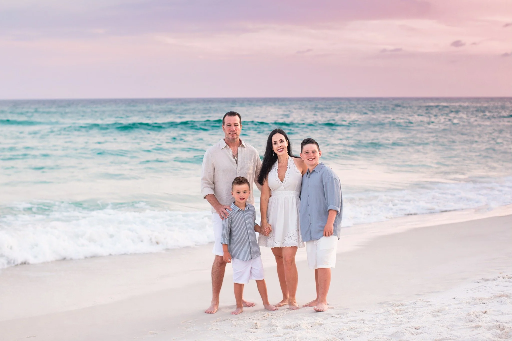 When the sky gives pastel. I wish it looked like this every sunset but when it does it does. 

Let&rsquo;s create magic together &rarr; www.jessicasalort.com
Follow along for more love &amp; light 📸 @jessicasalortphotography
📞 Contact Jessica at (8