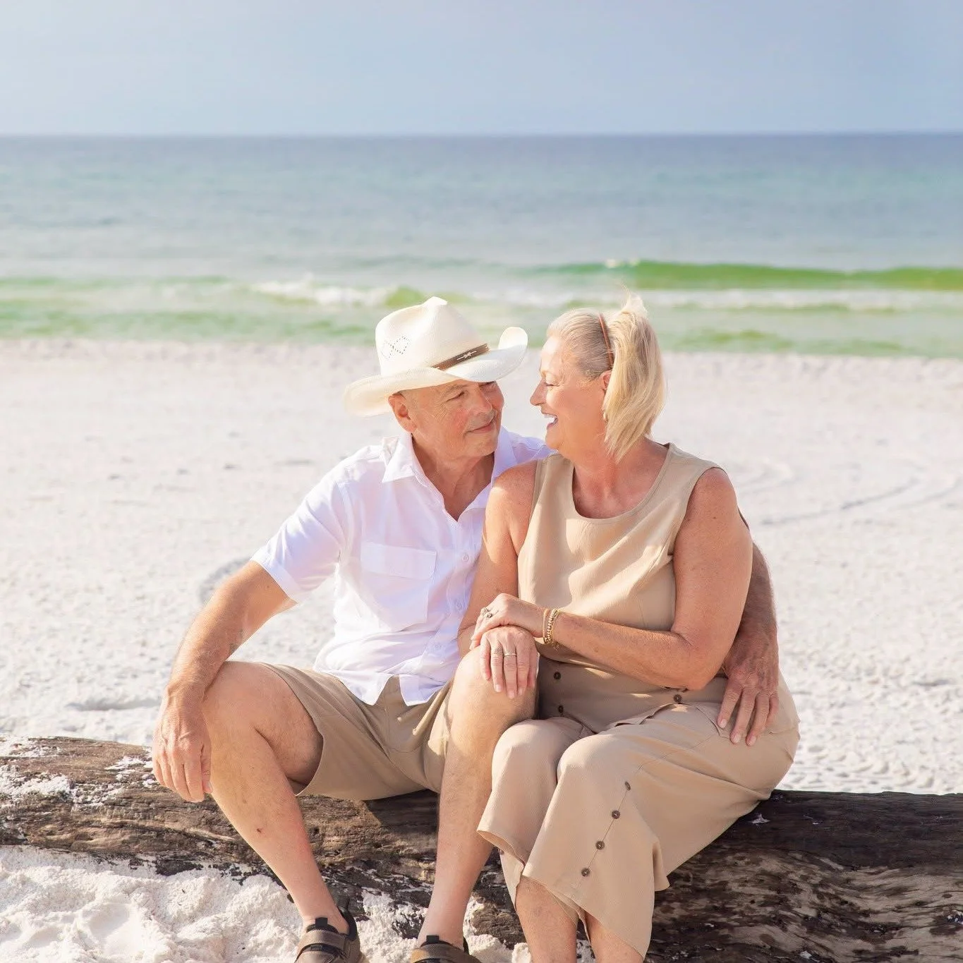 This cute little log that washed up last week makes the perfect spot to snuggle up to your favorite person. 

And cowboys hats are a must! Don't forget yours. 🥰

📸 Jessica Salort Photography
Serving Navarre Beach, Pensacola Beach, Gulf Breeze, Fort