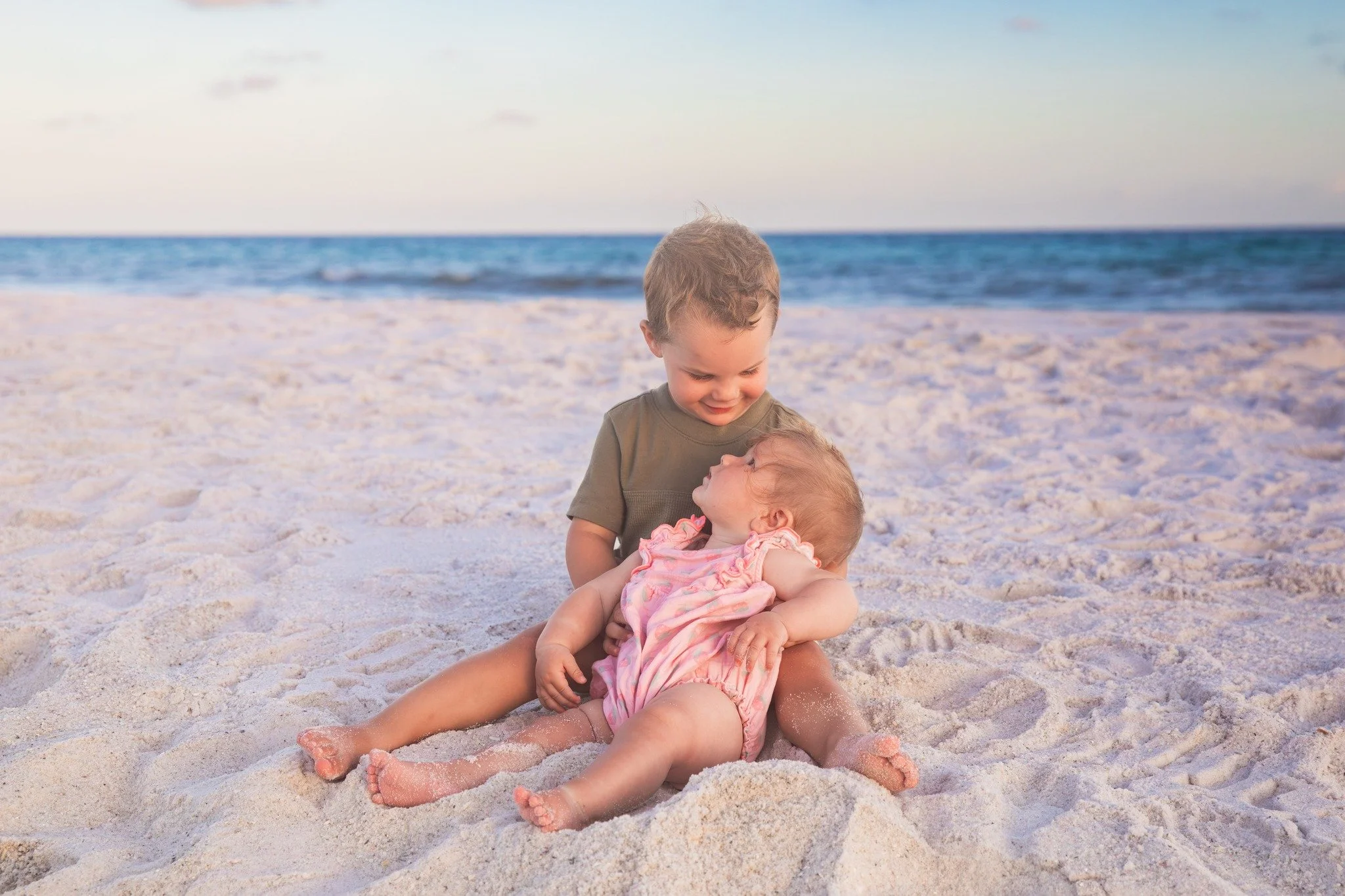 The sweetest moments are captured on Navarre Beach. 

Availability this week! Book your morning or evening session below!

https://www.jessicasalortphotos.com/sunrise-morning-mini-sessions-1

 #jessicasalortphotography #navarrebeachflorida #navarrebe