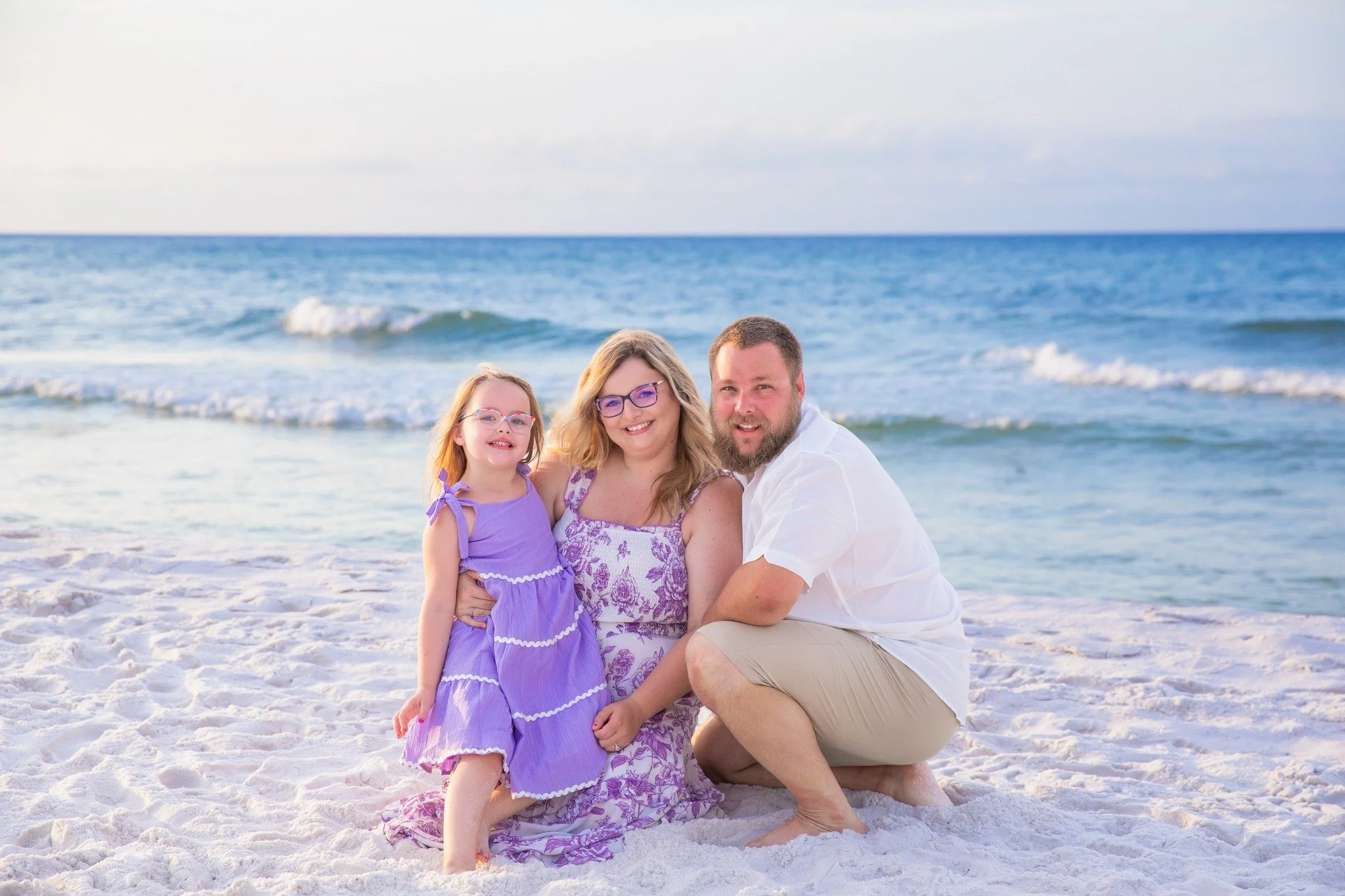 Morning snuggles are the best! Here is your chance to get your morning sessions while the sun is still shining bright. We can still squeeze in some more days of summer. 

Book your morning session below

https://www.jessicasalortphotos.com/sunrise-mo