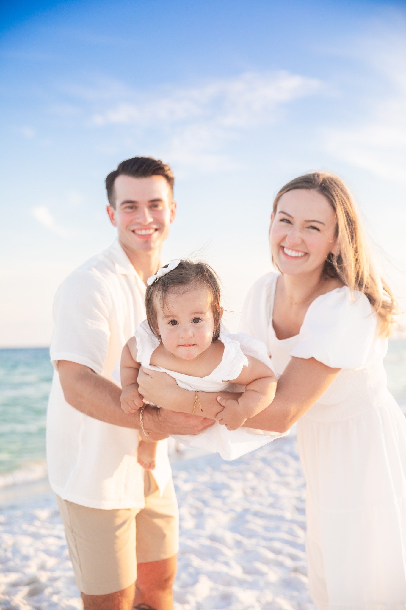 That has to be the cutest little face ever! 

📍 Navarre Beach | Pensacola Beach | Destin + Florida Panhandle
📷 Family &bull; Couples &bull; Seniors &bull; Maternity &bull; Proposals &bull; Weddings &bull; Events
🌐 www.jessicasalort.com
📲 Instagra