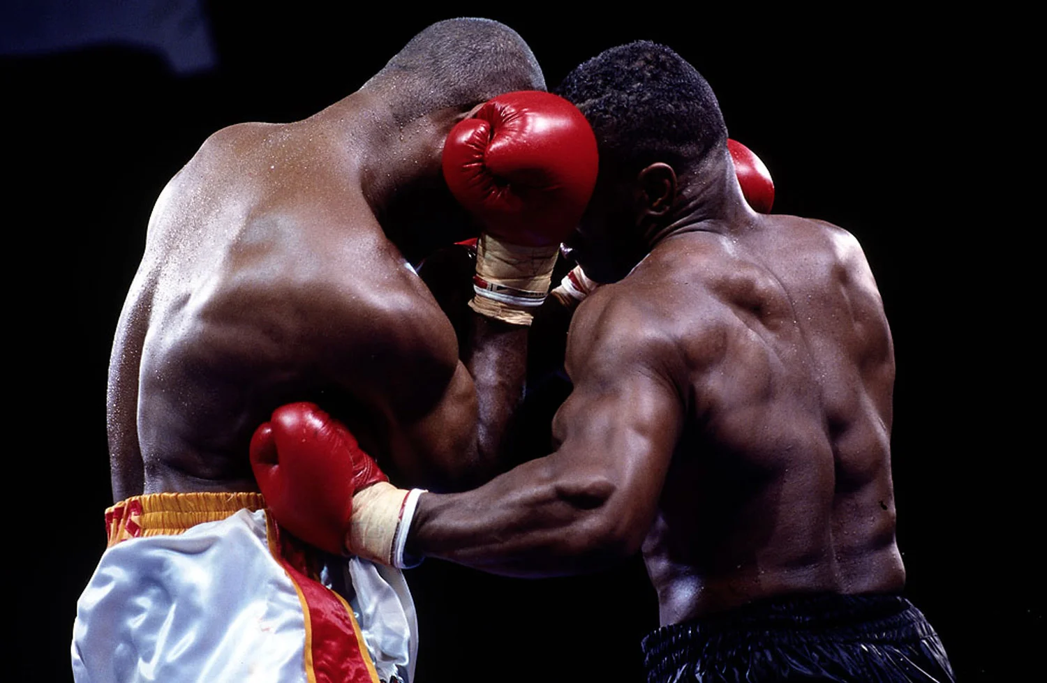 Mike Tyson vs Razor Ruddock 2