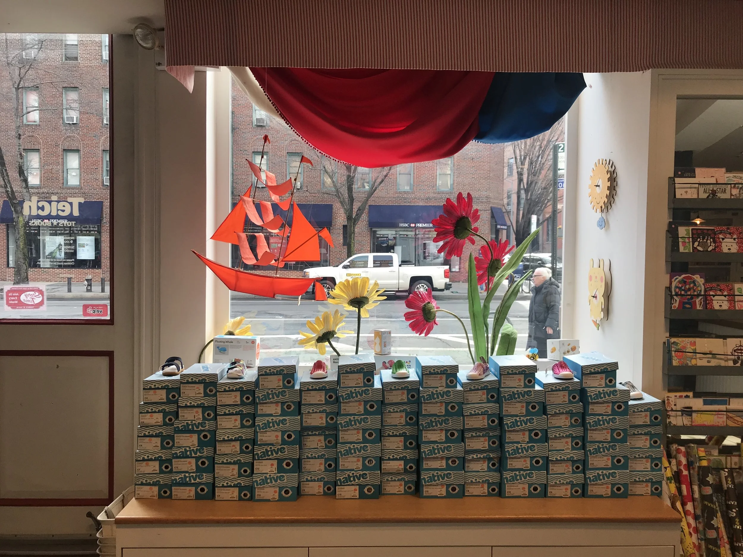 Teichtoysandbooks.jpg