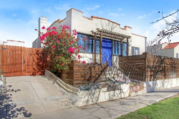 7569 Waring Ave | Los Angeles