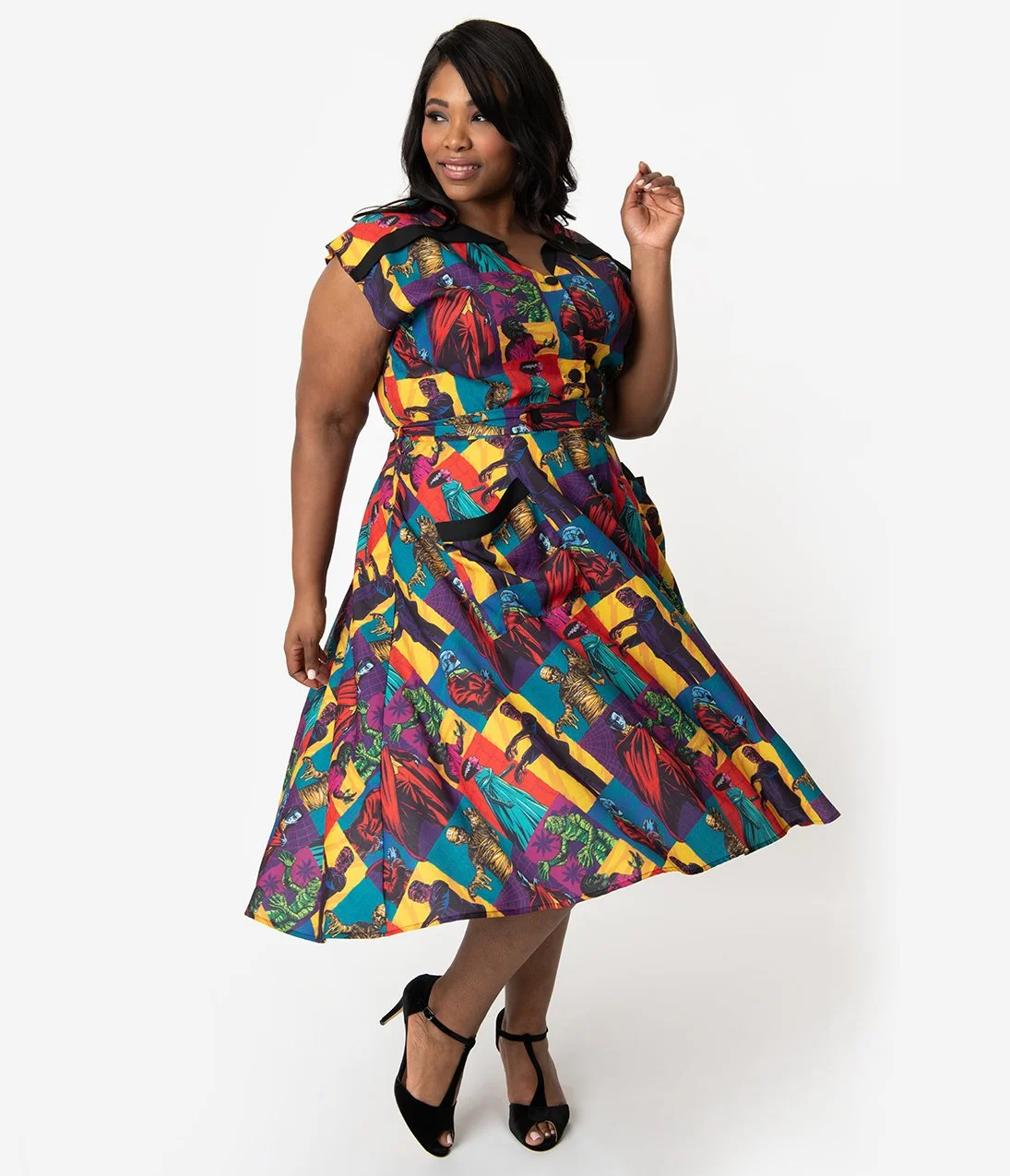 Universal Monsters x Unique Vintage Plus Size 1950s Style Monster Mania Print Hedda Swing Dress