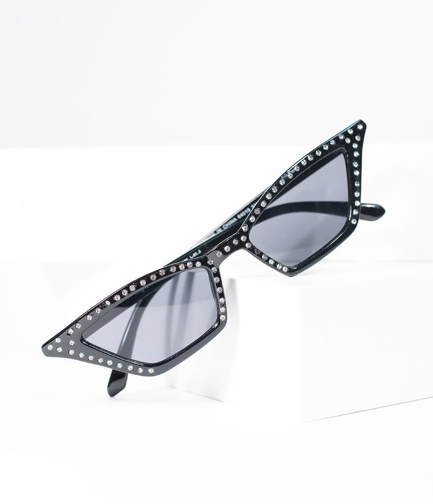 Retro Style Black &amp; Silver Rhinestone Lethal Cateye Sunglasses