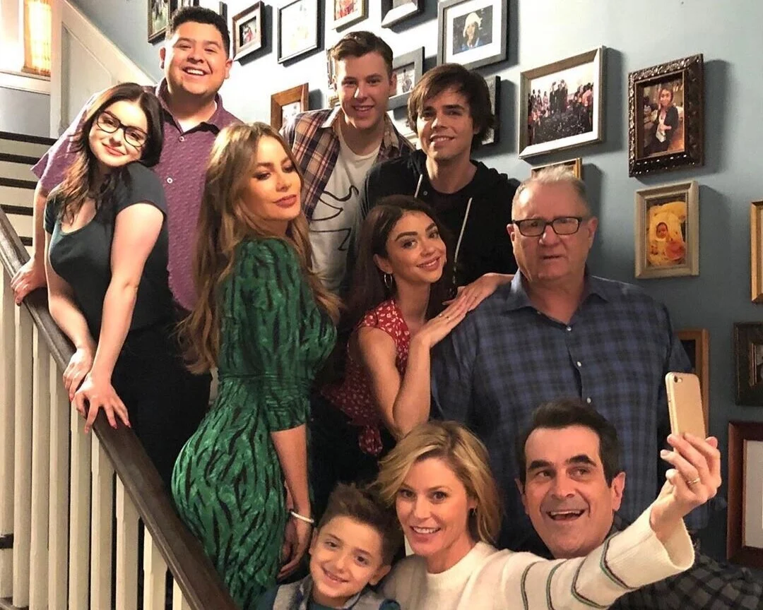 modern-family-instagram-1582483483.jpg