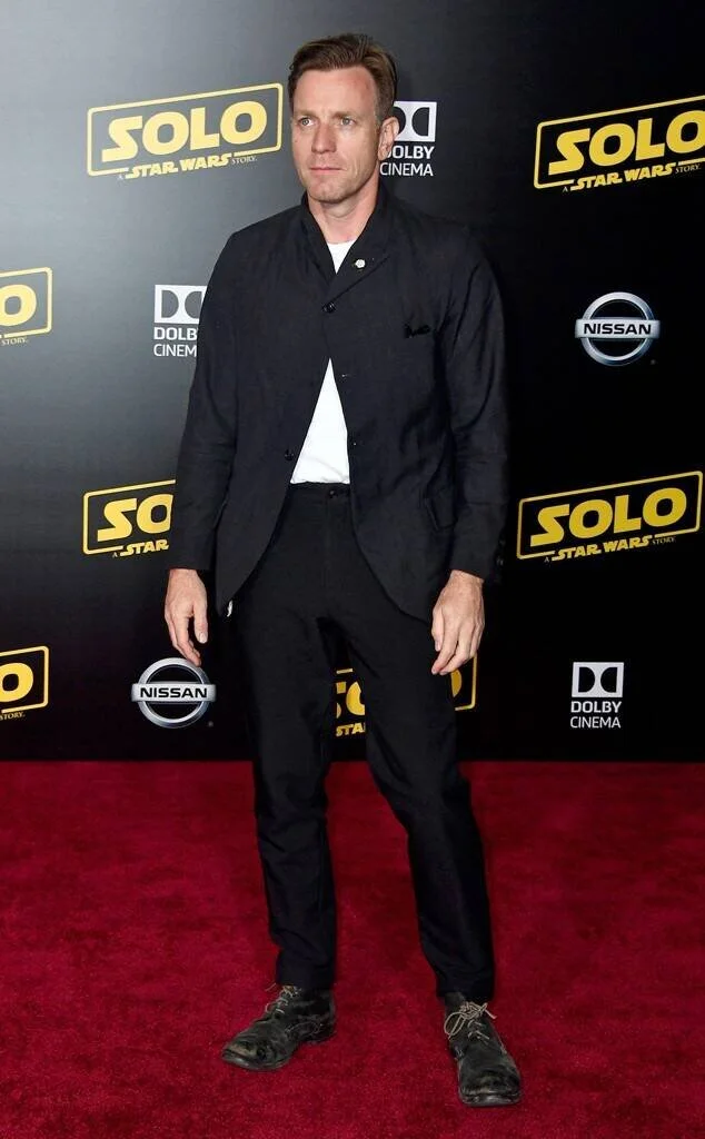 rs_634x1024-180510195103-634.ewan-mcgregor-solo-star-wars-premiere.ct.051018.jpg