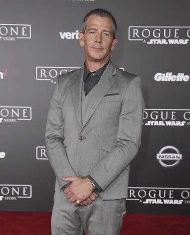 rogue-one-premiere-ap-16346181136284.jpg