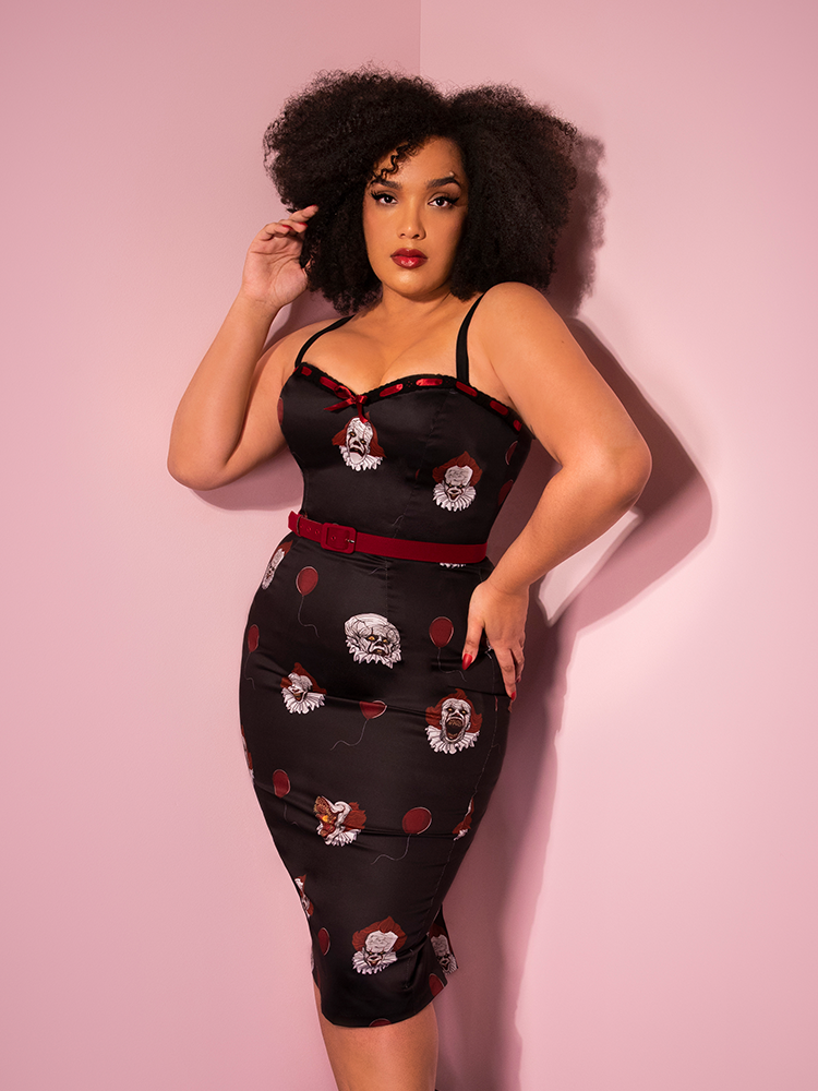 PRE ORDER - IT: CHAPTER 2™ PENNYWISE SWEETHEART WIGGLE DRESS IN BLACK