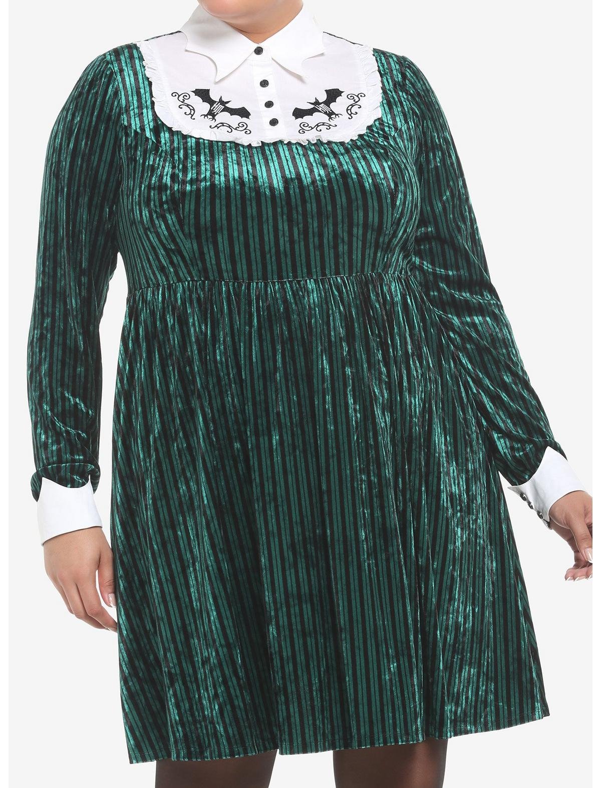 Her Universe Disney The Haunted Mansion Ghost Host Velvet Long-Sleeve Dress Plus Size