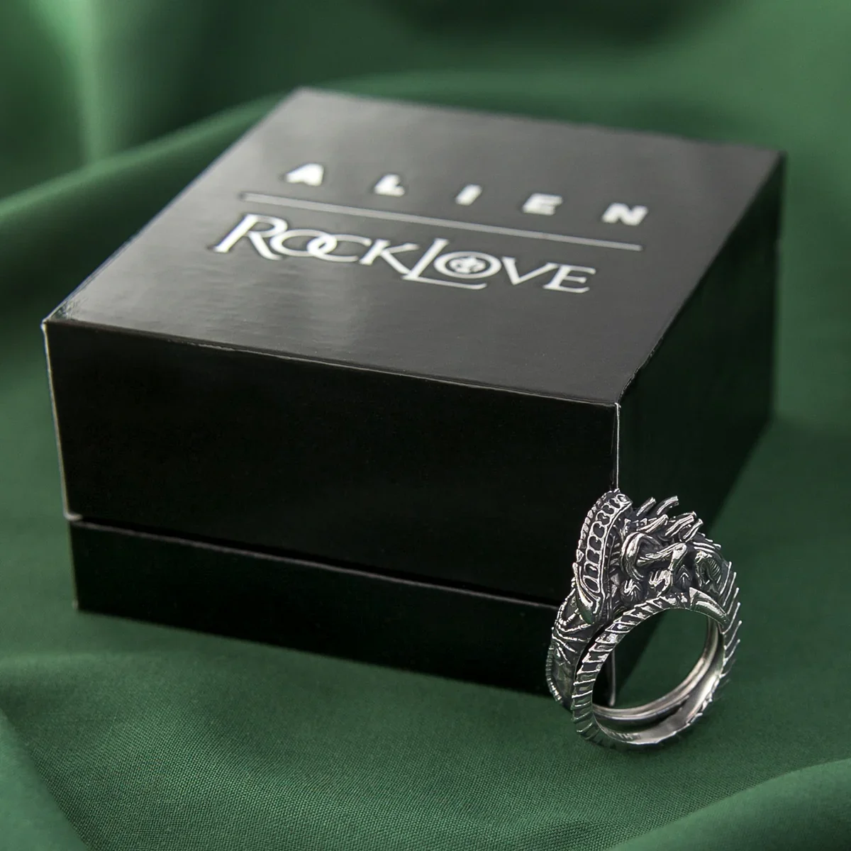 AlienXRockLoveWave2CollectionSHOPIFY_8of1.jpg.webp