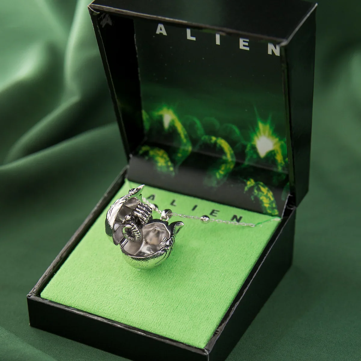 AlienXRockLoveWave2CollectionSHOPIFY_5of1.jpg.webp