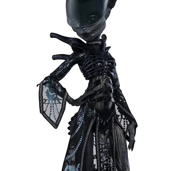 Alien-06__scaled_600.jpg