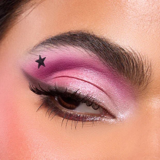 HannahMontanaxColourpop_EyeshadowPalete_BestofBothWorlds_Macro_Eye_Medium_e374ecc6-483e-47bd-9455-538d4a5d8546.jpg.webp