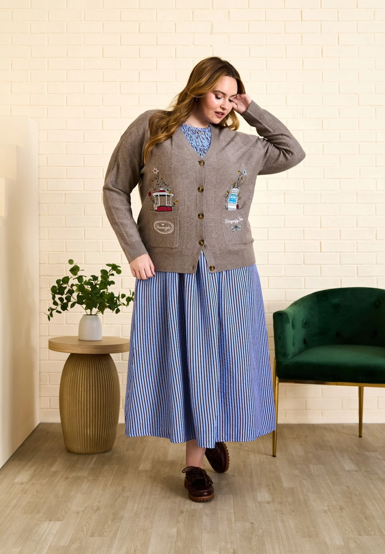 36446065_GILMORE_GIRLS_CARDIGAN_PLUS_28671.jpeg
